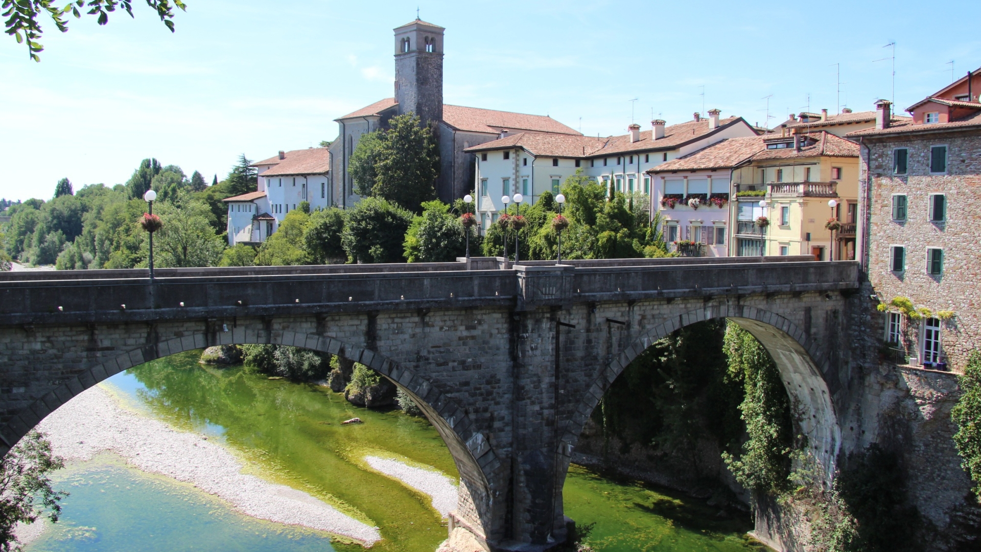 VILLE DI LUSSO E APPARTAMENTI IN VENDITA A GORIZIA, FRIULI-VENEZIA GIULIA
