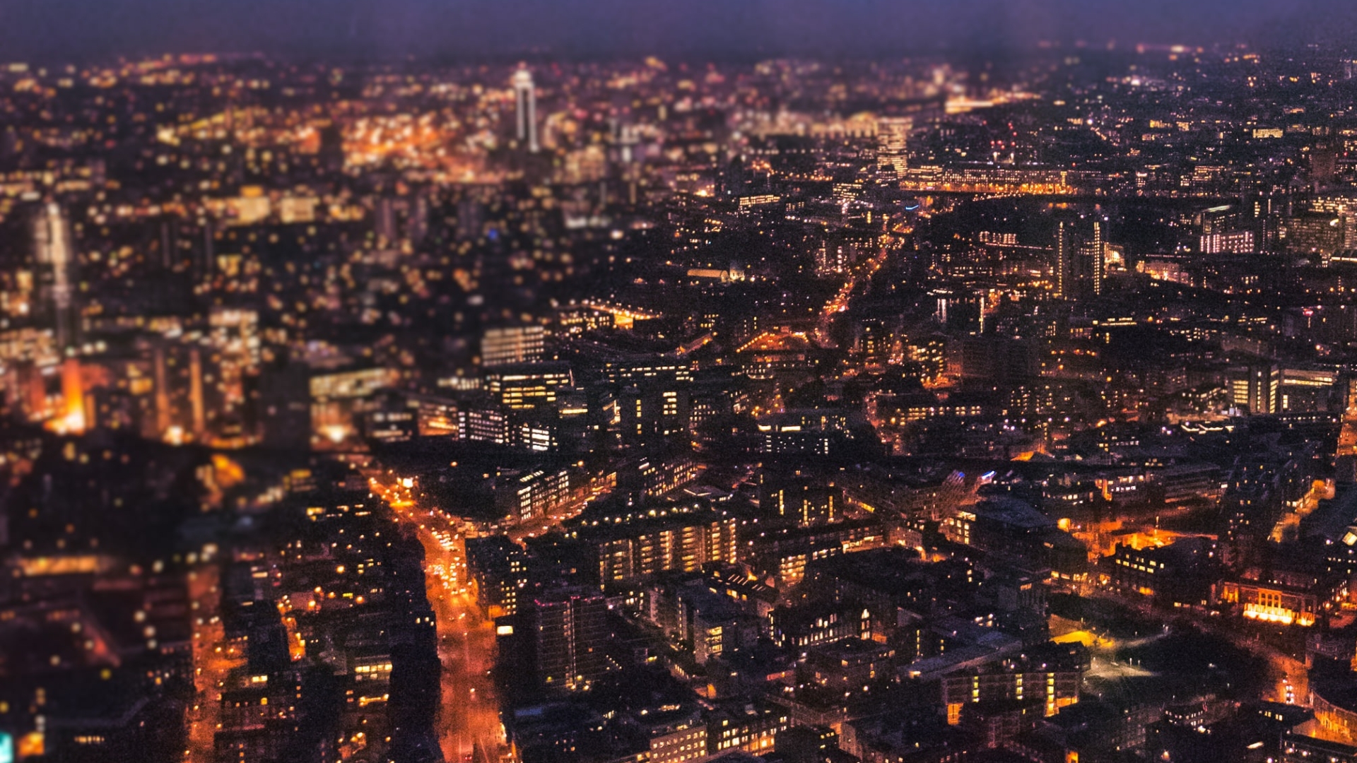 APPARTAMENTI E CASE A SCHIERA IN VENDITA A NETHERTON GROVE, LONDRA