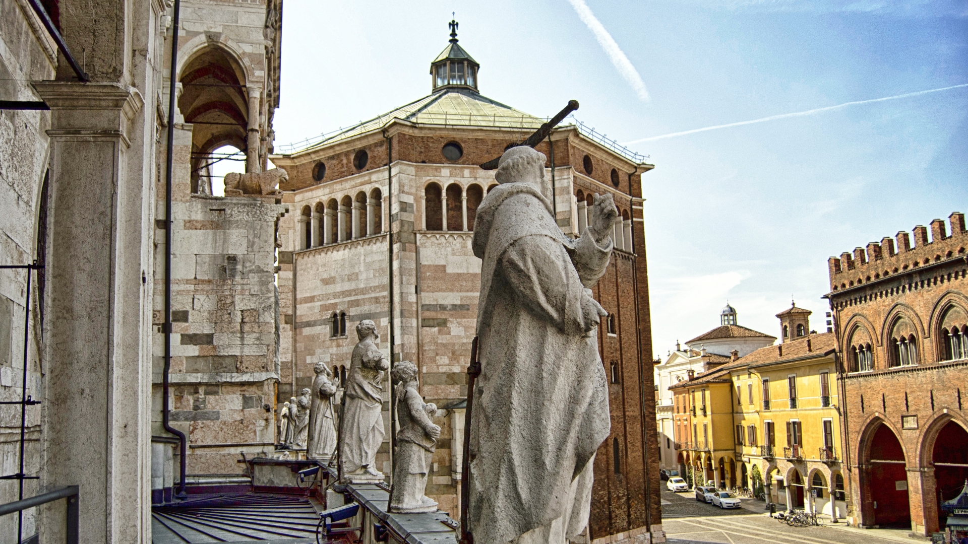 VILLE, CASE DI LUSSO E DIMORE STORICHE IN VENDITA A CREMONA, LOMBARDIA