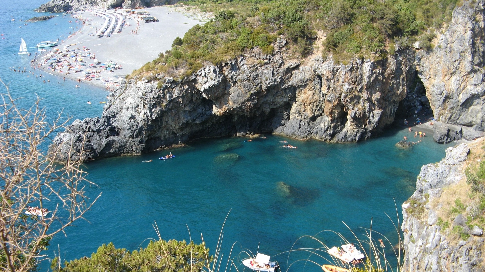 VILLE, CASALI E APPARTAMENTI VISTA MARE IN VENDITA A REGGIO CALABRIA