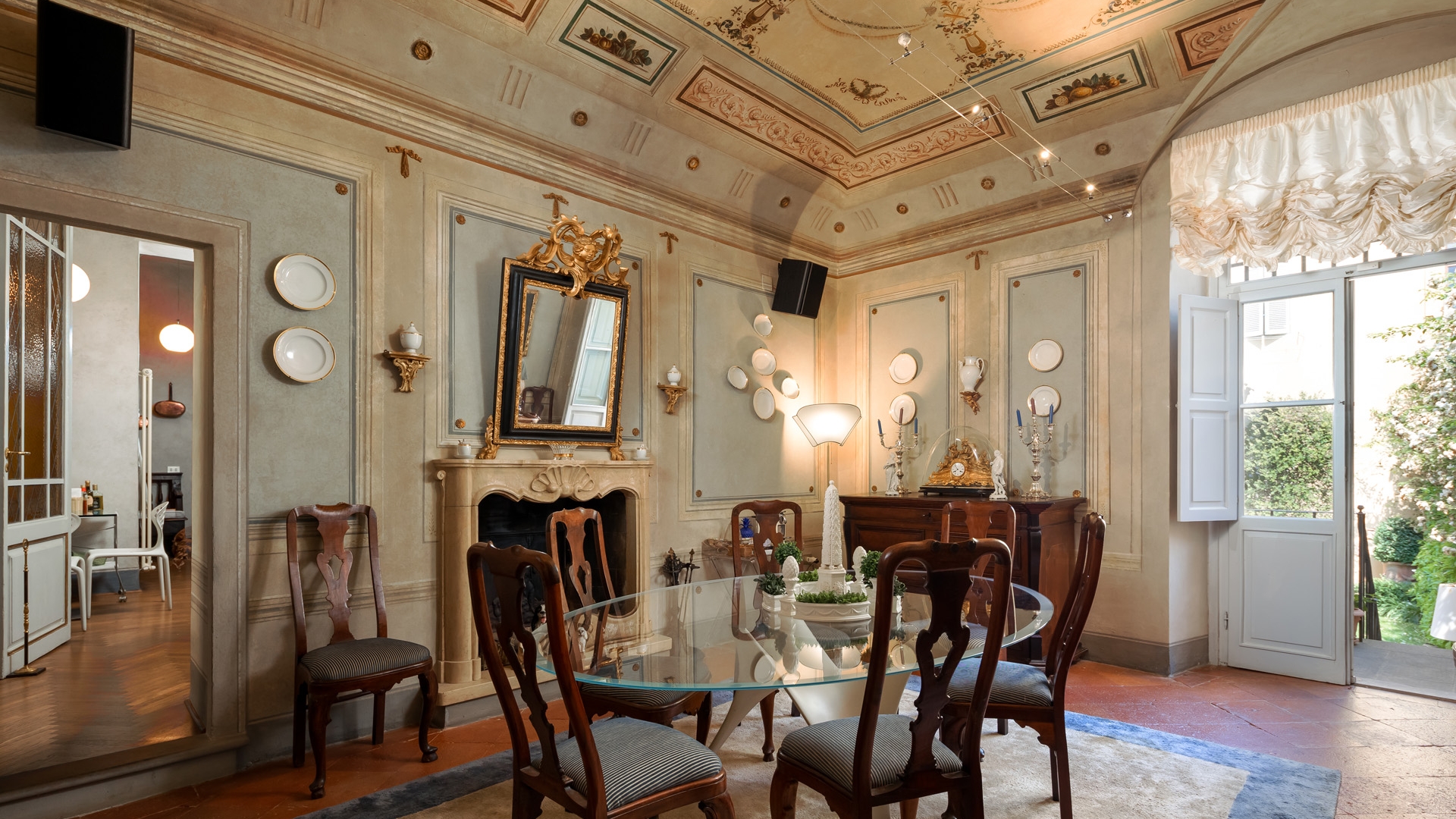 LUXURY REAL ESTATE PROPERTIES FOR SALE CORSO ITALIA AREZZO