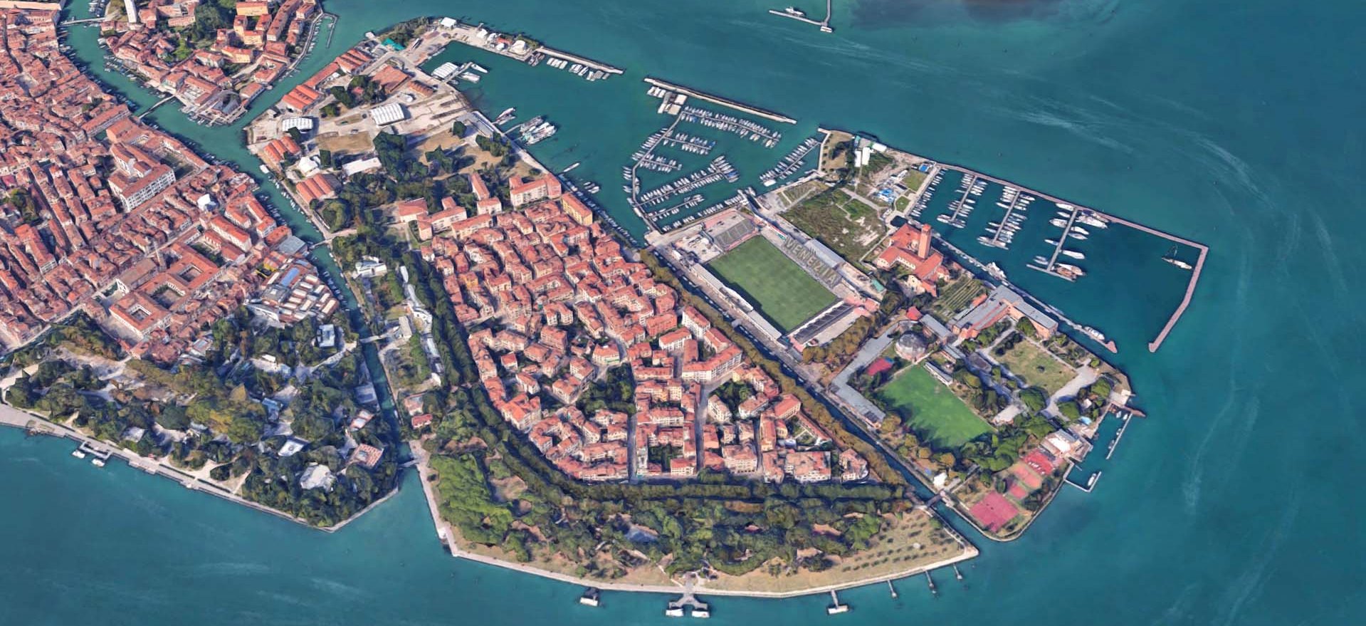 APPARTAMENTI DI LUSSO IN VENDITA ZONA SANT'ELENA, SESTIERE CASTELLO, VENEZIA - CASE E VILLE CON GIARDINO IN VENDITA A VENEZIA, GIARDINI DELLA BIENNALE