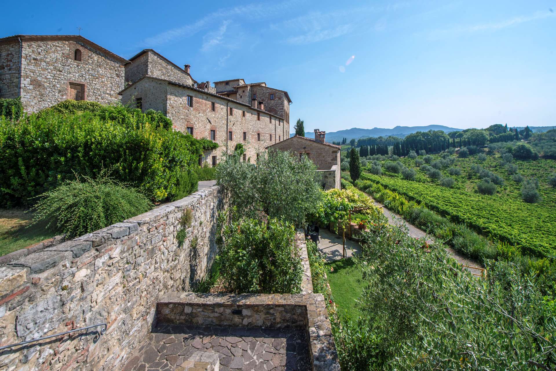 GAIOLE IN CHIANTI ï¿½ AZIENDE VINICOLE, CASALI E AGRITURISMI IN VENDITA, CHIANTI CLASSICO