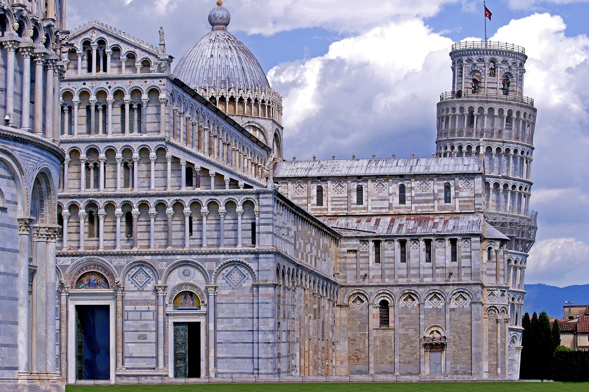 PISA, IMMOBILI DI LUSSO IN VENDITA IN ITALIA - VILLE, TENUTE E CASALI IN VENDITA A PISA