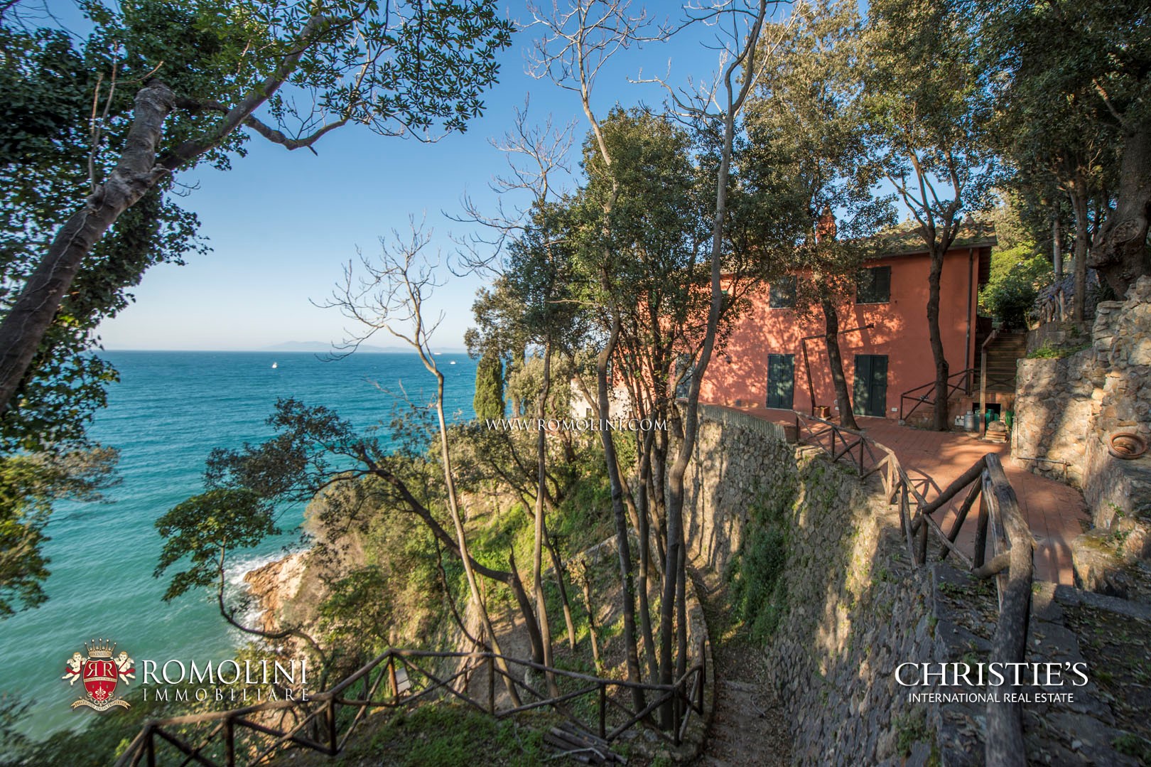 VILLE VISTA FRONTE MARE IN VENDITA ARGENTARIO