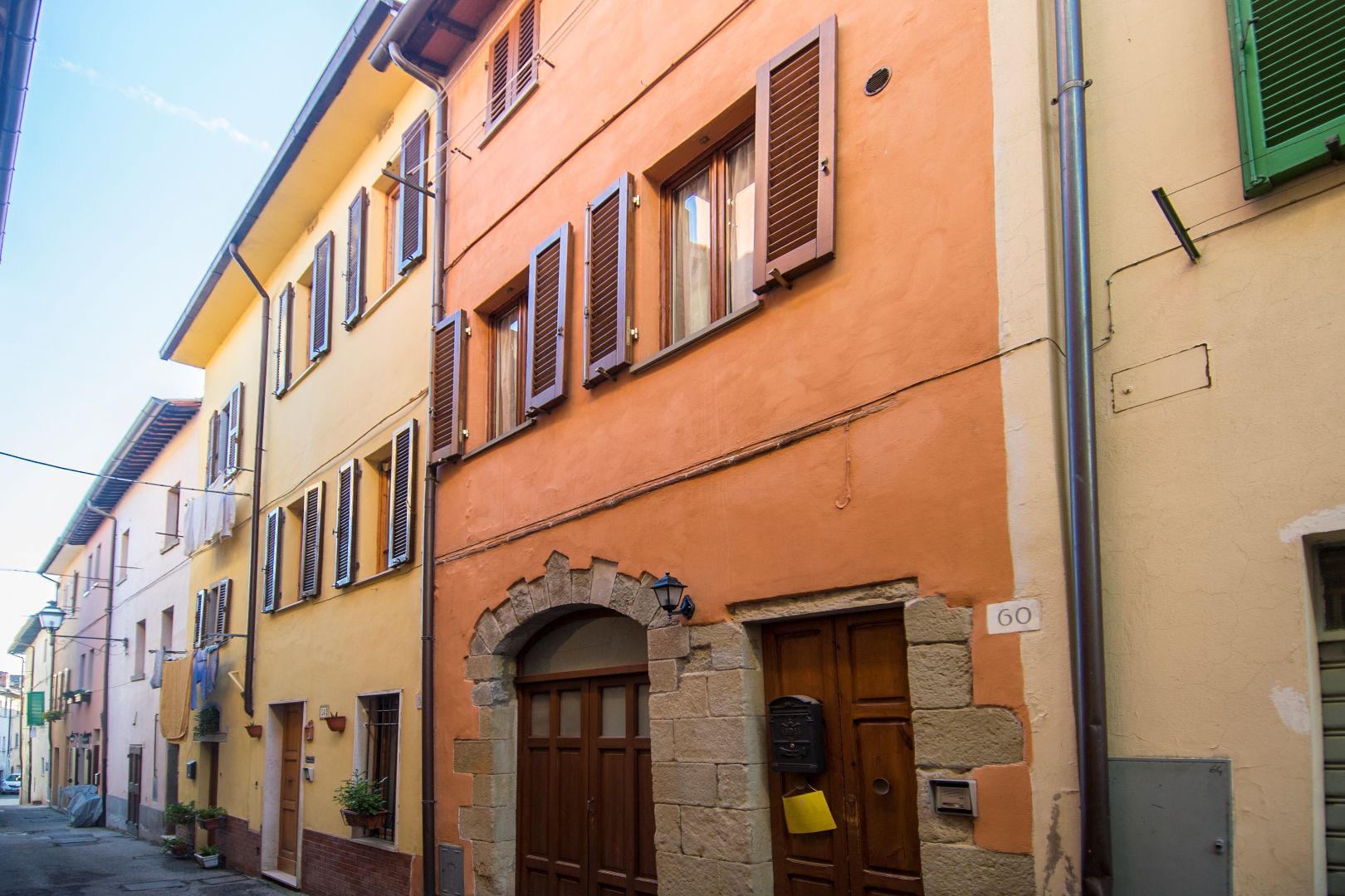 APPARTAMENTO IN CONDOMINIO IN VENDITA