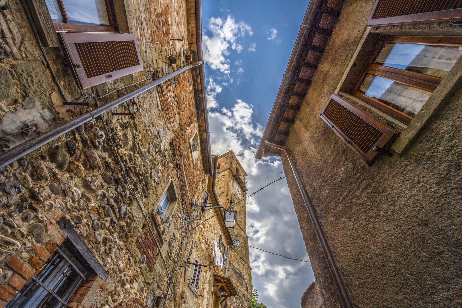 CASA IN CENTRO STORICO IN VENDITA