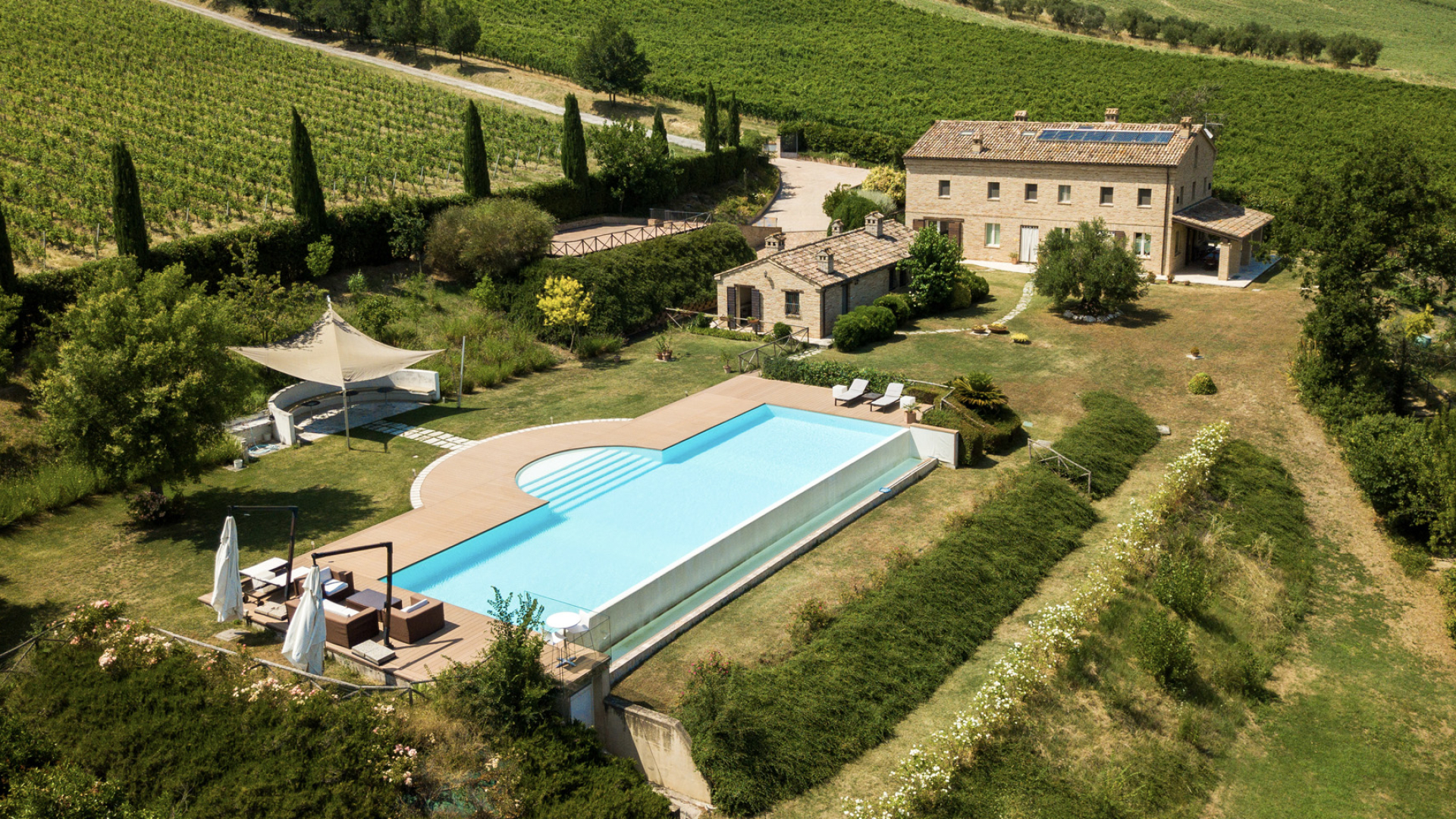 CASALI  RUSTICI IN VENDITA NELLE MARCHE, CASALE RUSTICO NELLE MARCHE, RUSTICO NELLE MARCHE