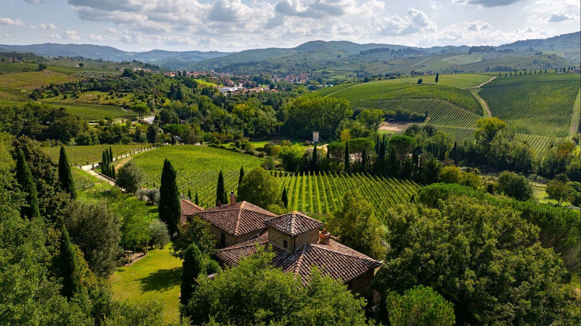 CASALI  RUSTICI IN VENDITA FIRENZE, CHIANTI FIORENTINO, COLLINE FIORENTINE, VALDARNO, MUGELLO 