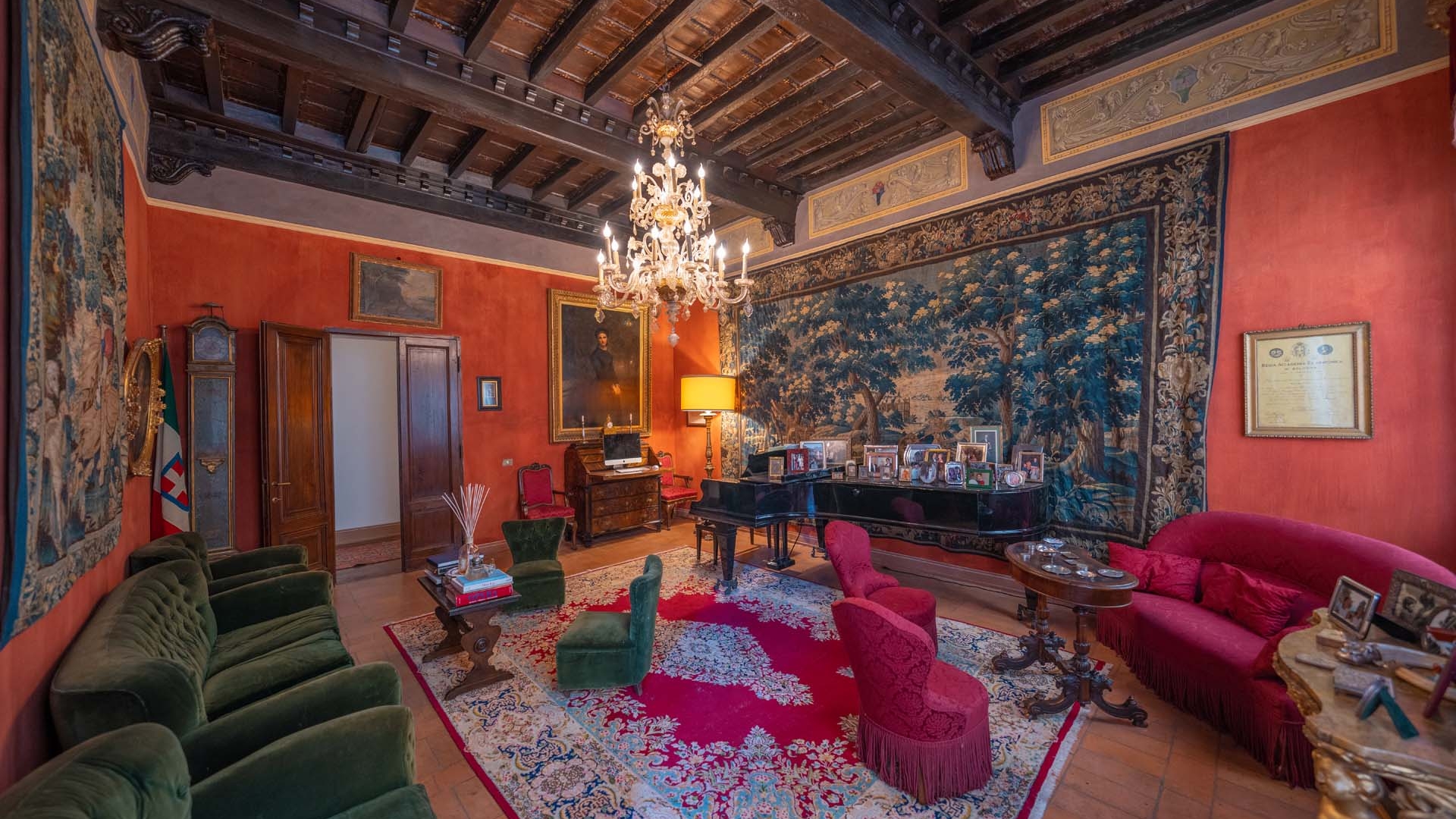 APPARTAMENTI  IN VENDITA A SIENA, CASA TERRAZZO, GIARDINO, GARAGE SIENA