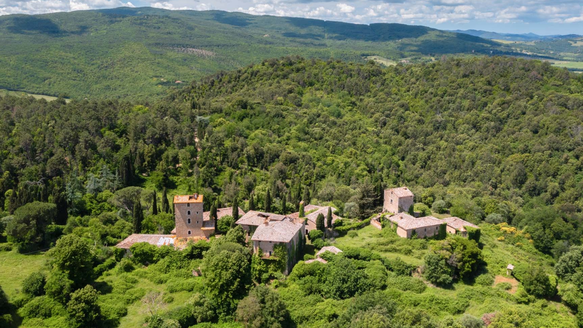 CASALE RUSTICO, RUDERI DA RISTRUTTURARE IN VENDITA TOSCANA