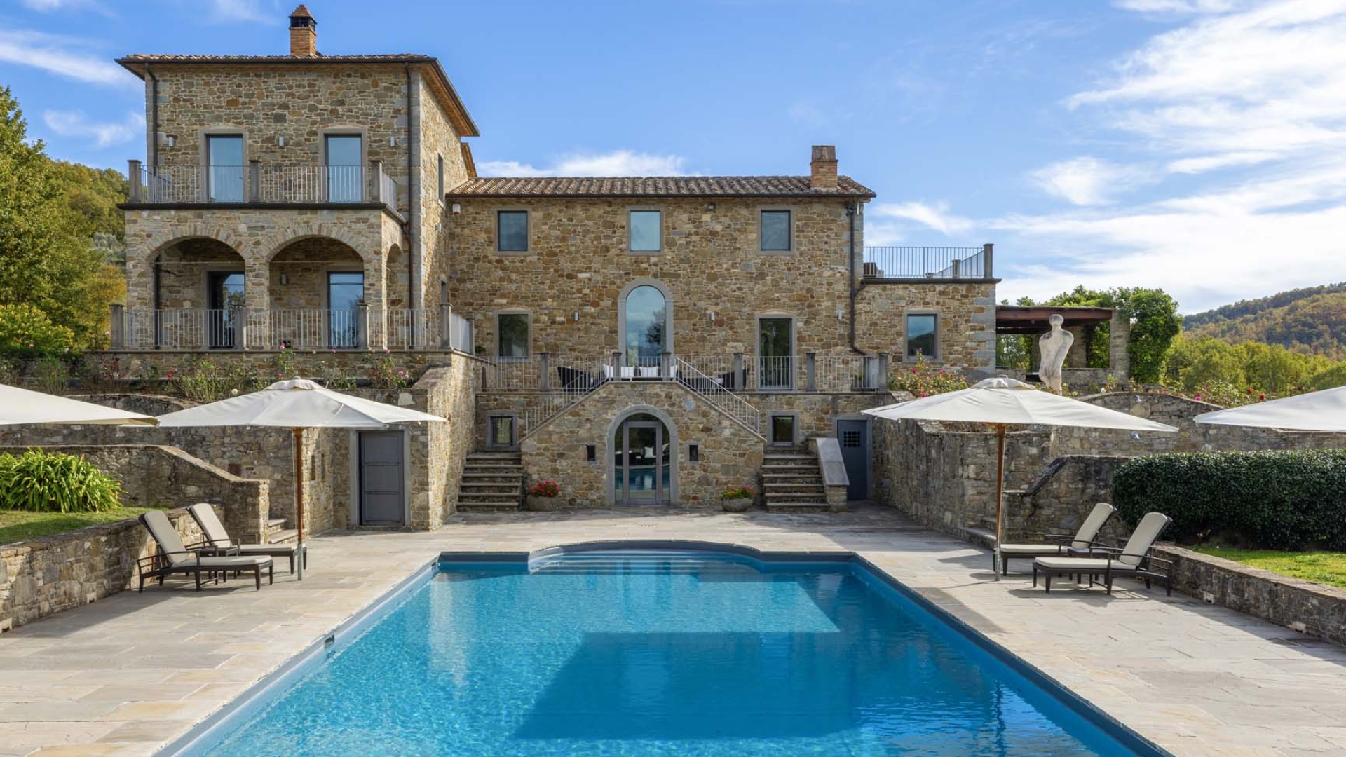 luxury villa for sale umbria lisciano niccone