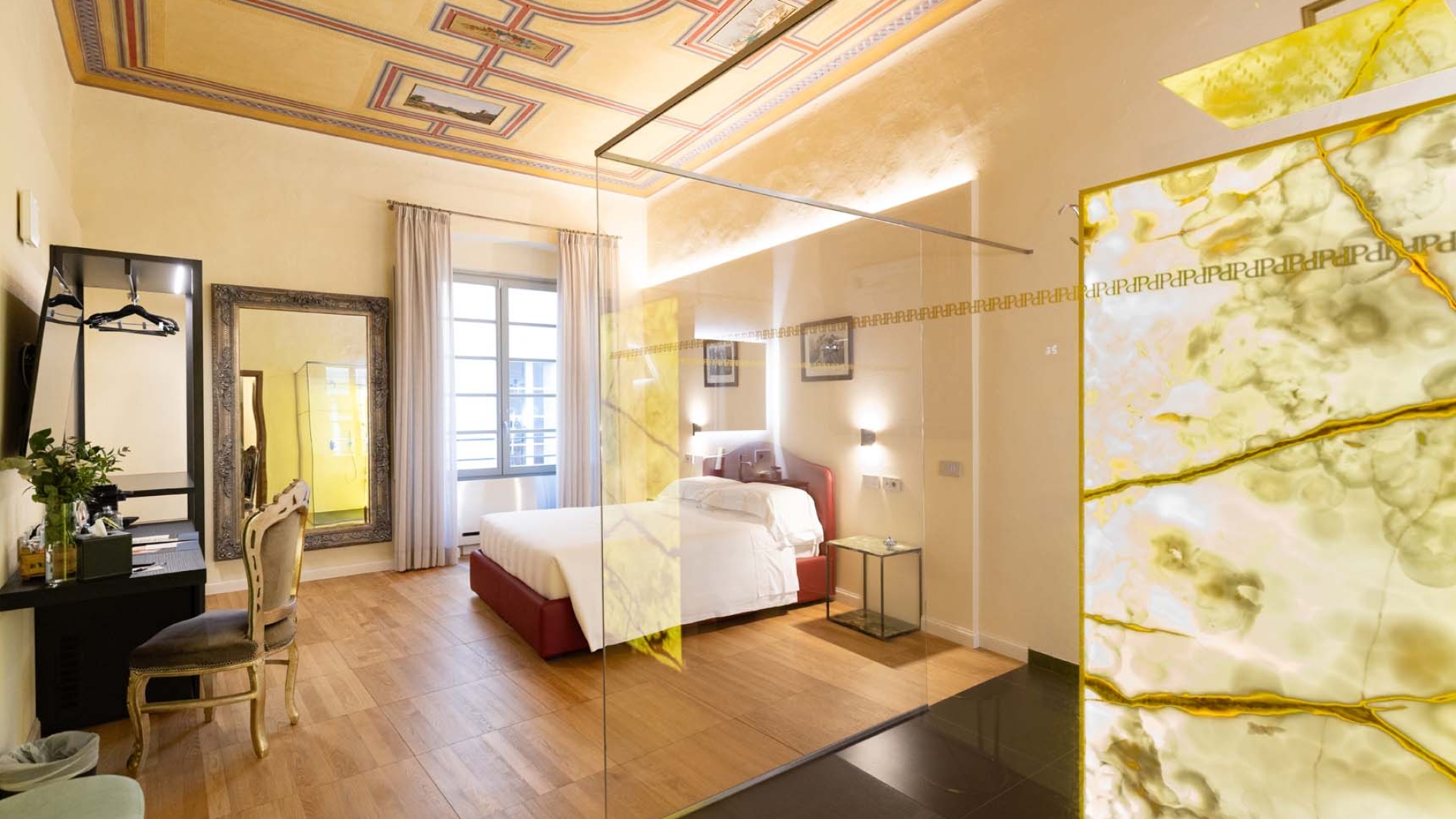 HOTEL IN VENDITA A SIENA