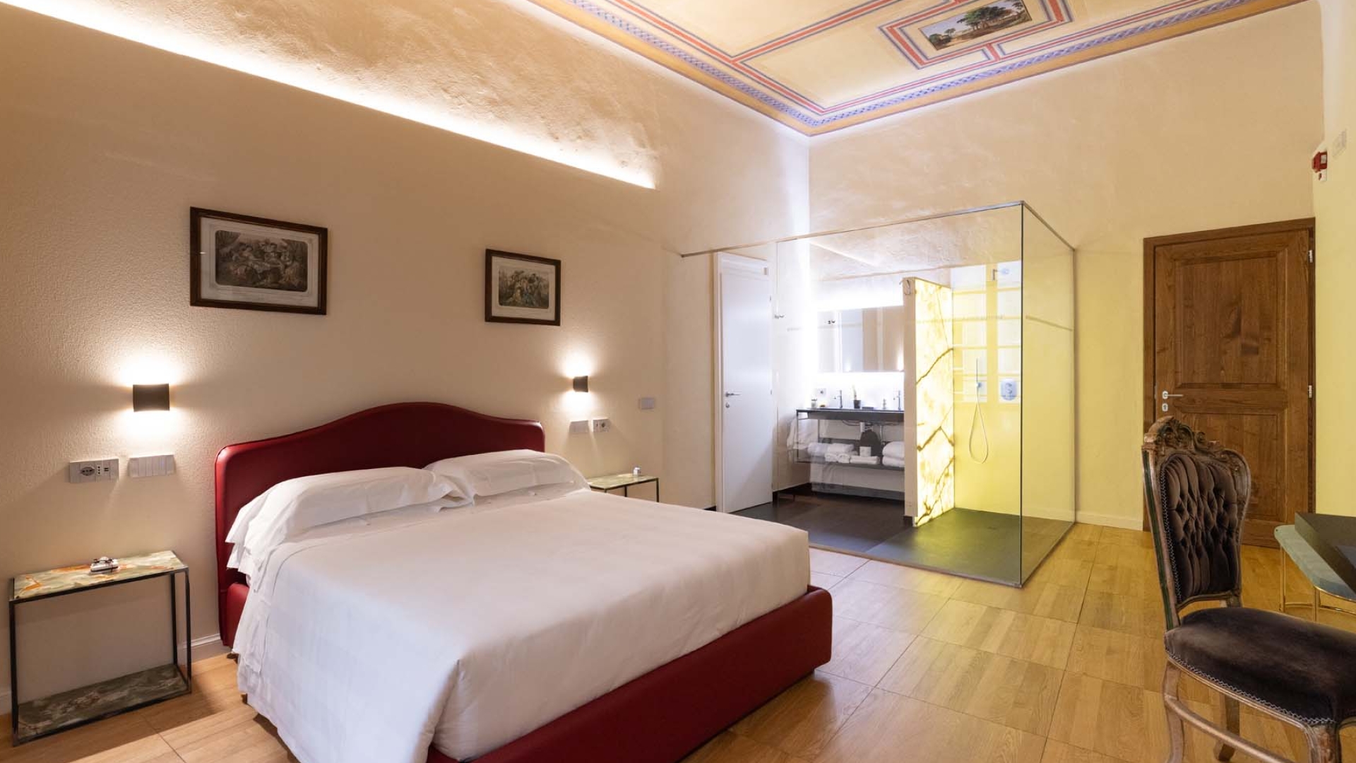 HOTEL IN VENDITA A SIENA