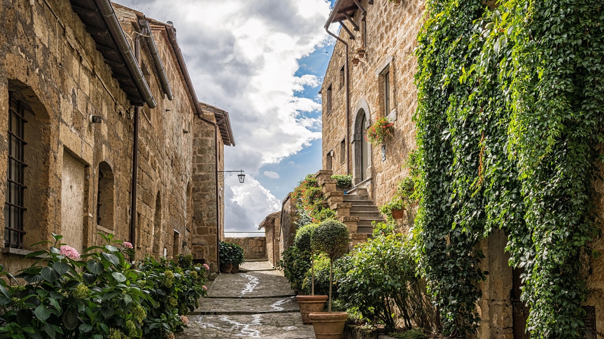 FERMO: VILLE E APPARTAMENTI IN VENDITA