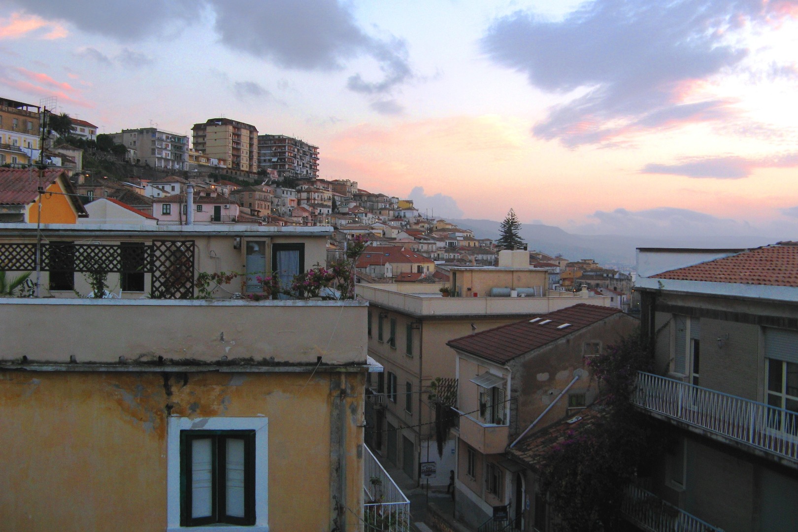 VIBO VALENTIA - VILLE DI LUSSO E APPARTAMENTI IN VENDITA NEL CENTRO STORICO