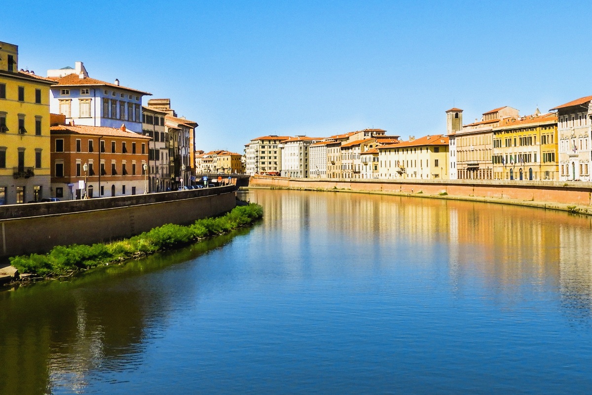 PISA: VILLE DI LUSSO, DIMORE STORICHE E CASALI IN VENDITA IN TOSCANA