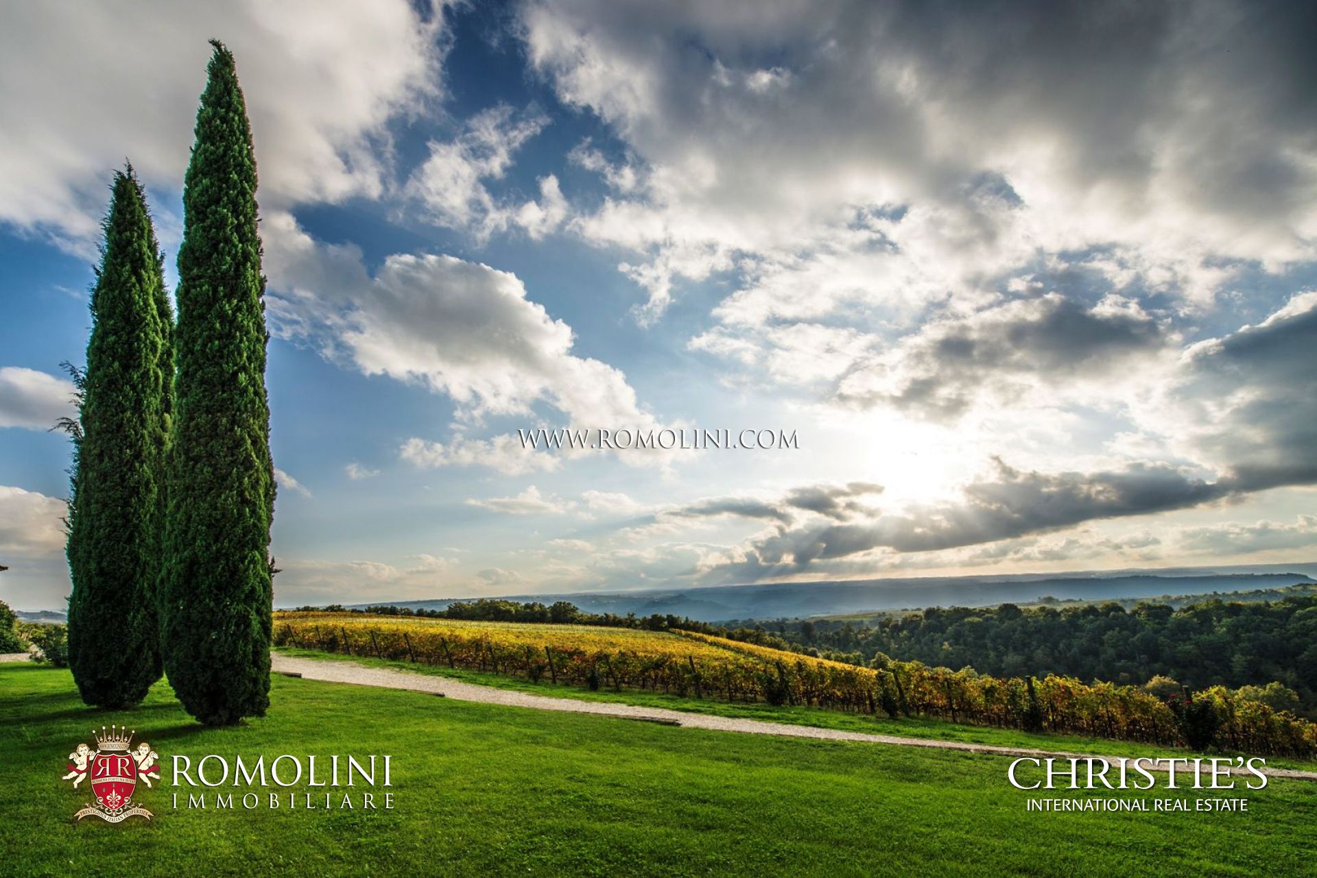 UMBRIA: CASALE IN VENDITA IN UMBRIA, RUSTICO, VILLA DI LUSSO IN UMBRIA, IMMOBILI DI PRESTIGIO IN UMBRIA,VILLE, CASE DI LUSSO UMBRIA, PERUGIA