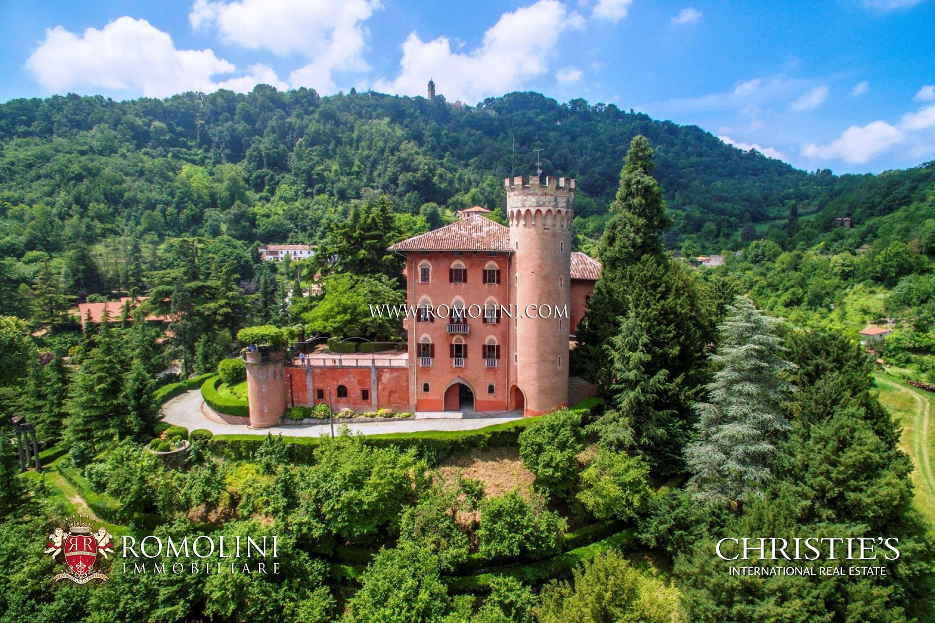 PIEMONTE - IMMOBILI IN VENDITA - CASE DI LUSSO, VILLE, TENUTE VITIVINICOLE E CASTELLI IN VENDITA