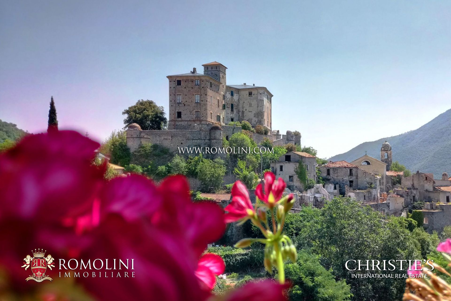 LIGURIA - VILLE CASE E APPARTAMENTI IN VENDITA