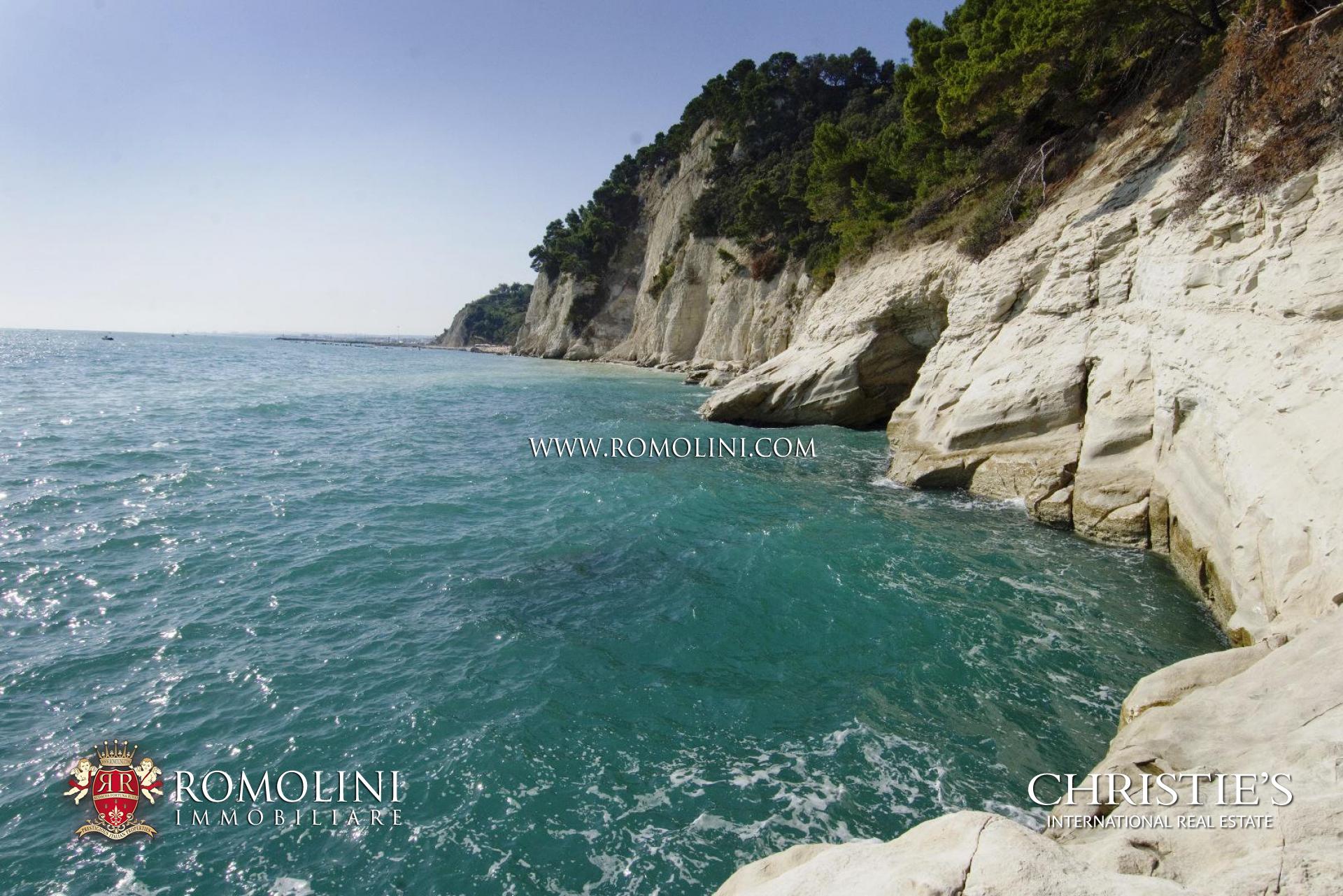 MARCHE - VENDITA VILLE DI LUSSO, CASE AL MARE, AZ.VITIVINICOLE E APPARTAMENTI