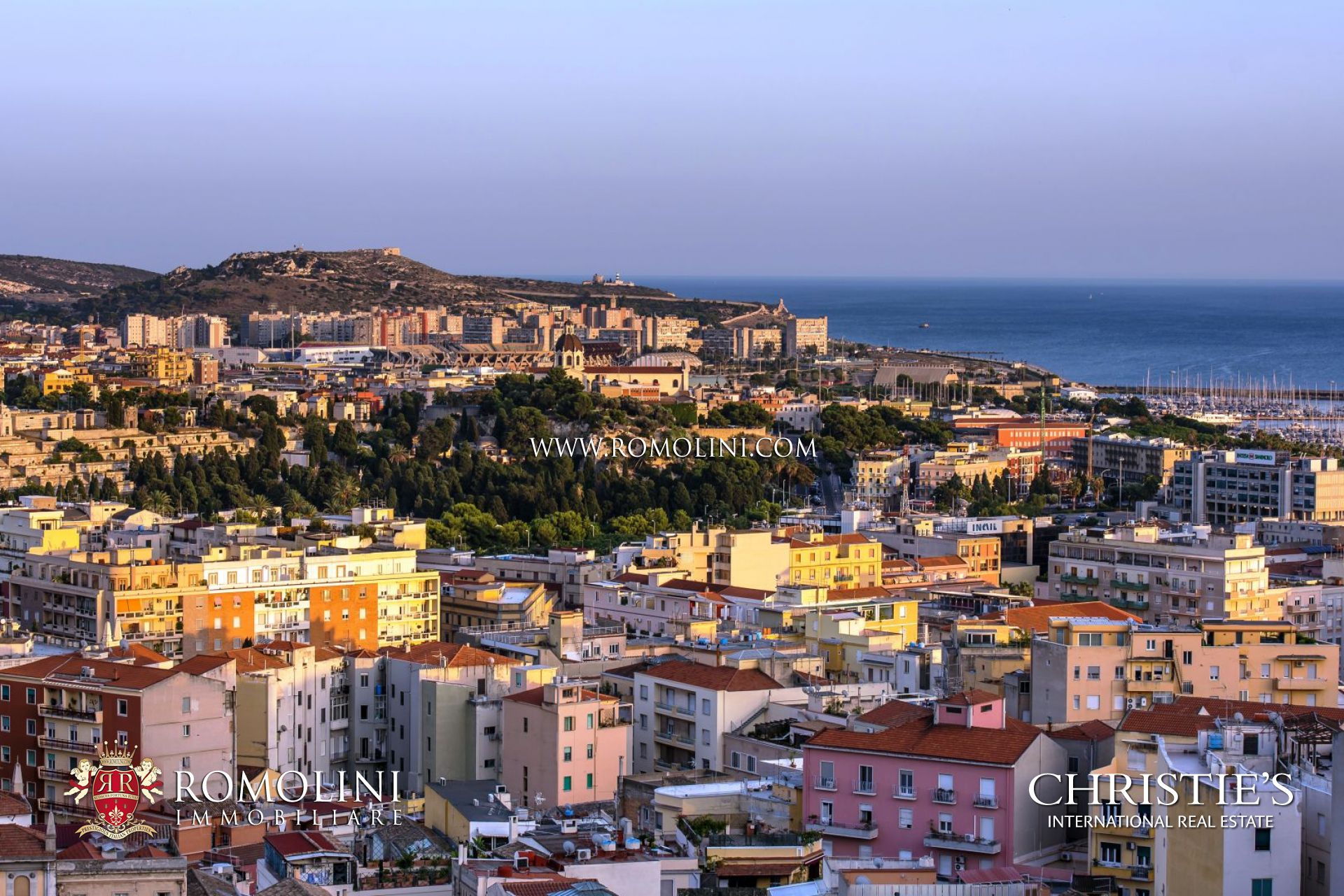 SARDEGNA - CASE AL MARE, VILLE DI LUSSO E APPARTAMENTI VISTA MARE IN VENDITA IN SARDEGNA
