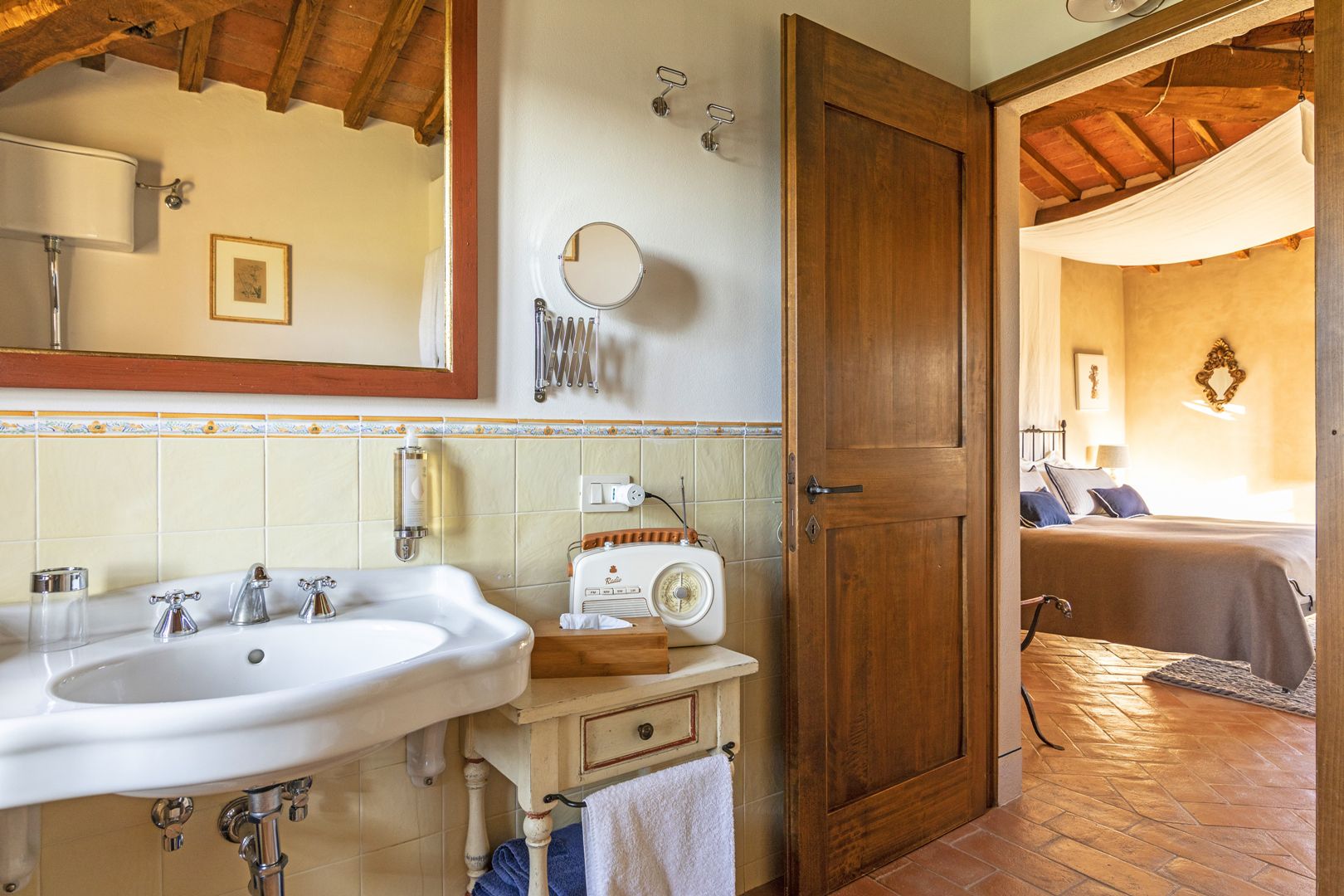 PORZIONE DI CASALE IN VENDITA