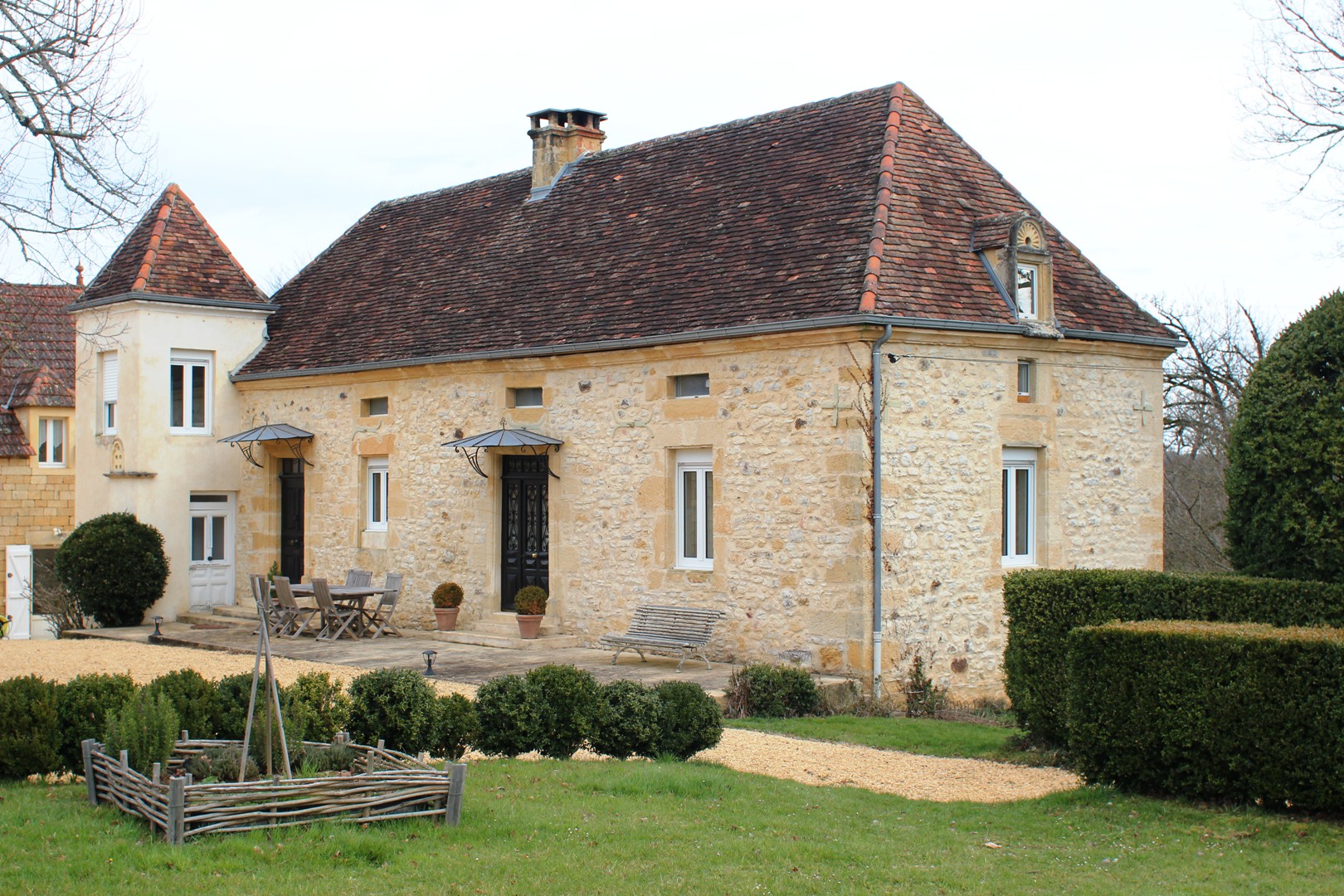 MAISON DE CAMPAGNE IN VENDITA, FRANCIA - COGNAC